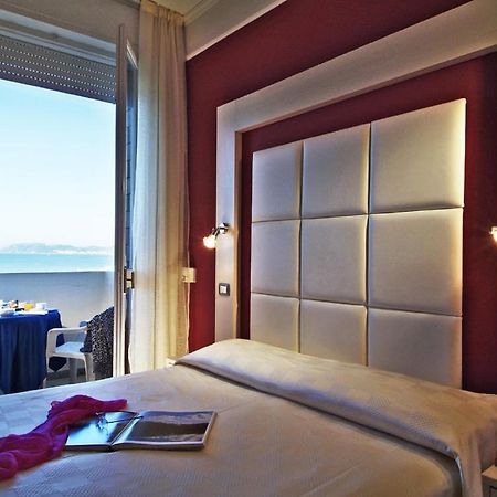 Alexandra Plaza Hotel Riccione Exterior photo